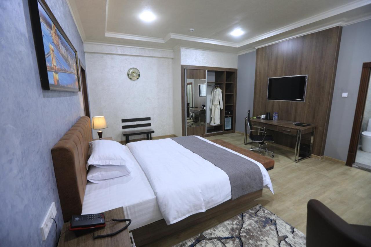 Chlnor Hotel أنديجان المظهر الخارجي الصورة