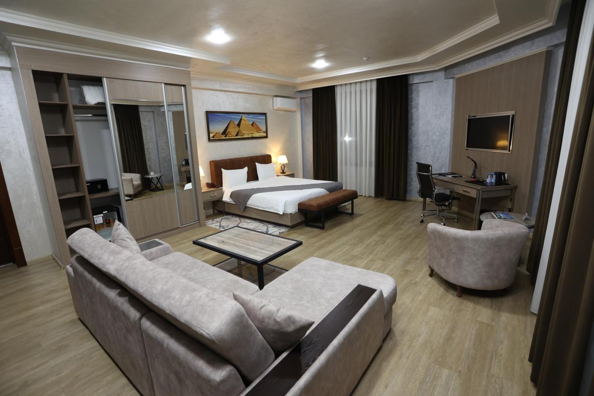 Chlnor Hotel أنديجان المظهر الخارجي الصورة